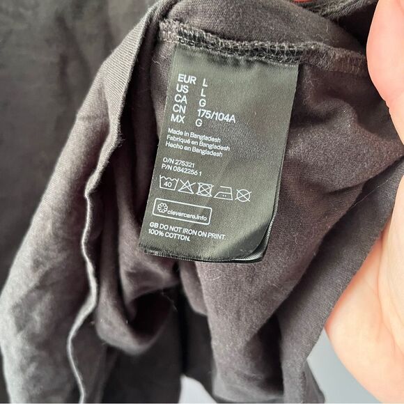 Billie Eilish Divided Graphic Band Tee Short Sleeve Oversized Size Large - Picture 6 of 9